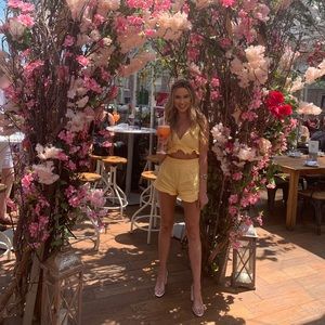 Forever 21 Dresses - Cute two piece set! So perfect for summer and fall Forever 21 Dresses - Cute two piece set! So perfect for summer and fall